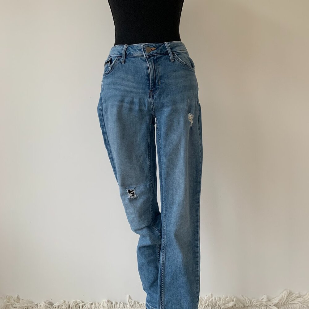 Calvin Klein Jeans Light-Wash Ripped Legging Jeans - Size 30